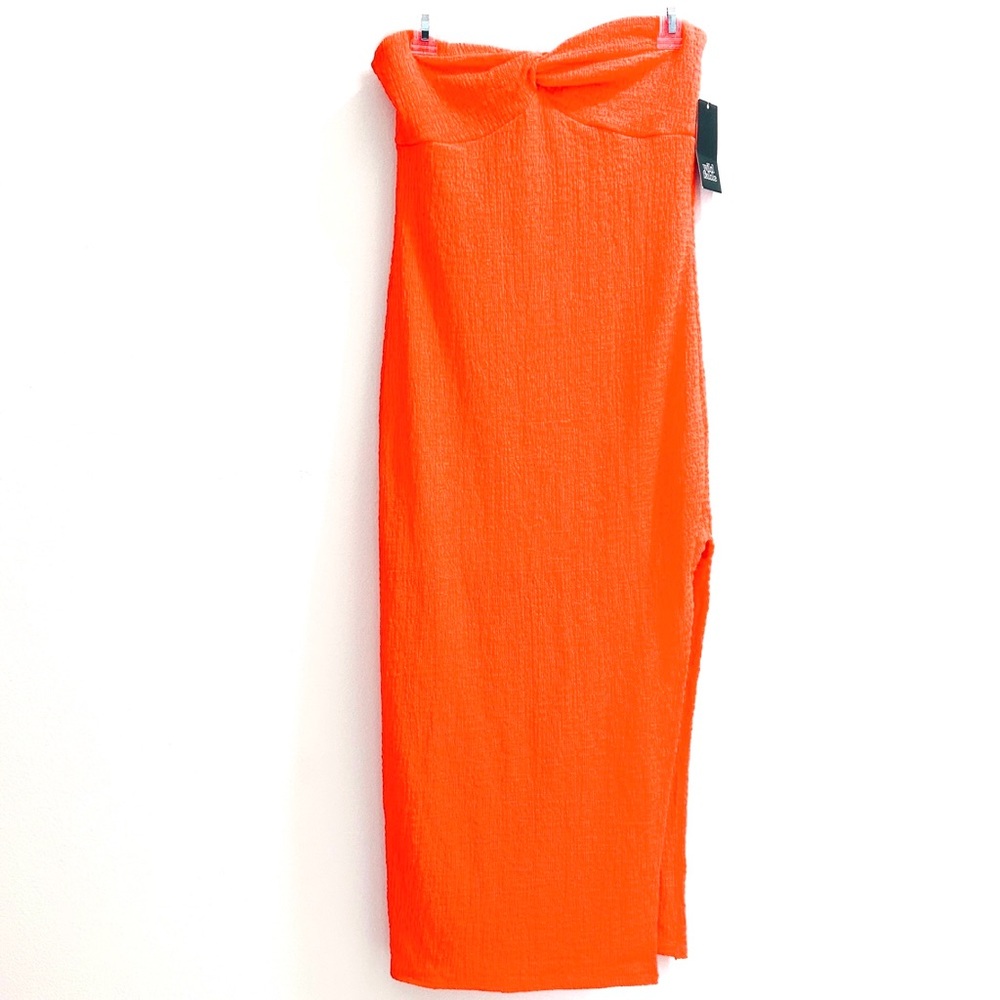 Orange strapless Midi Dress